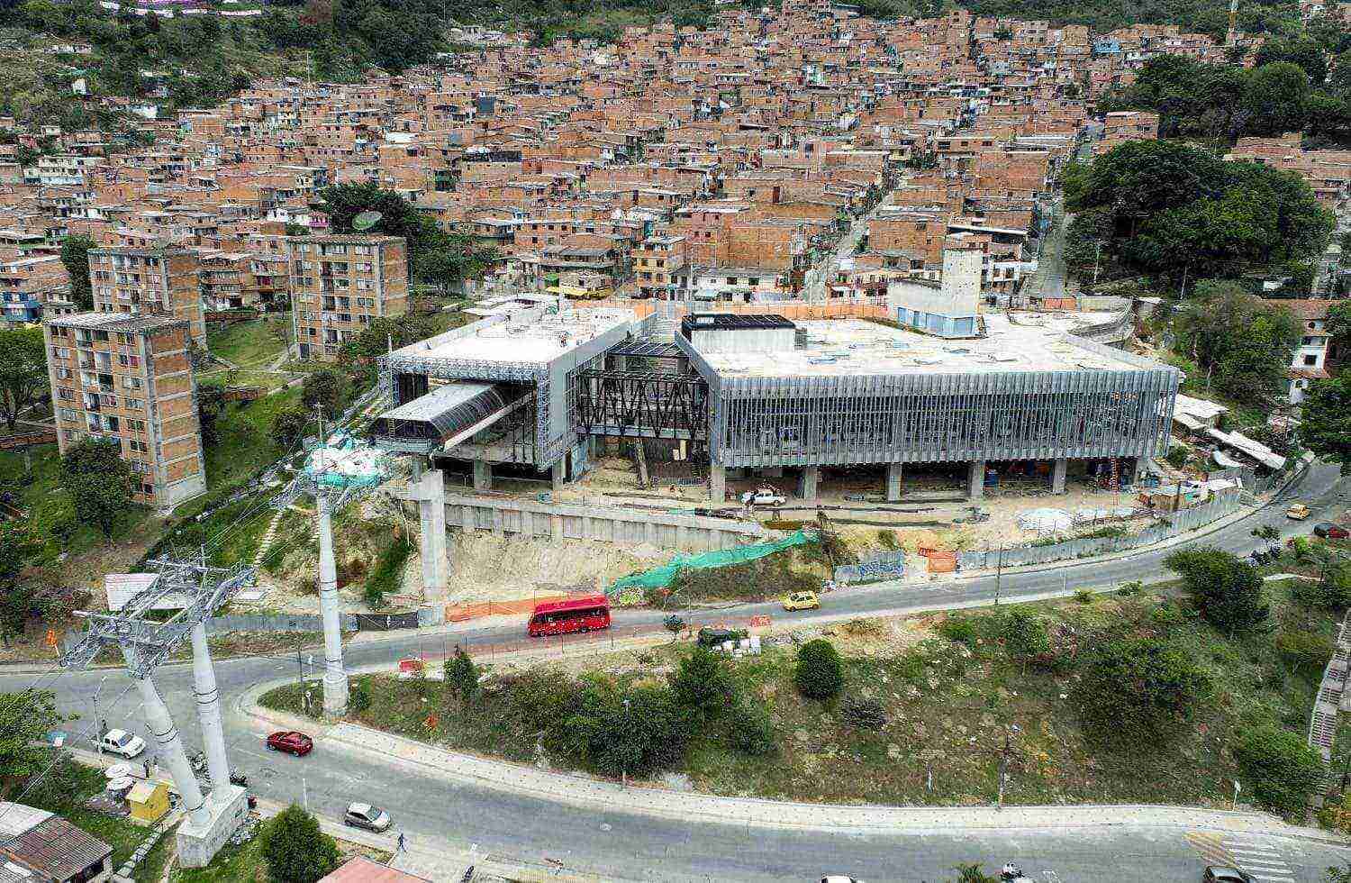 Metro Cable Línea P - Estación Progreso